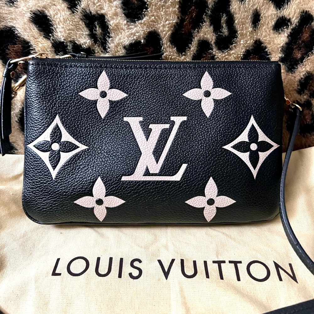 👑✅PRICE FIRM✅AUTHENTIC Louis Vuitton Bicolor Double Zip - Picture 4 of 17